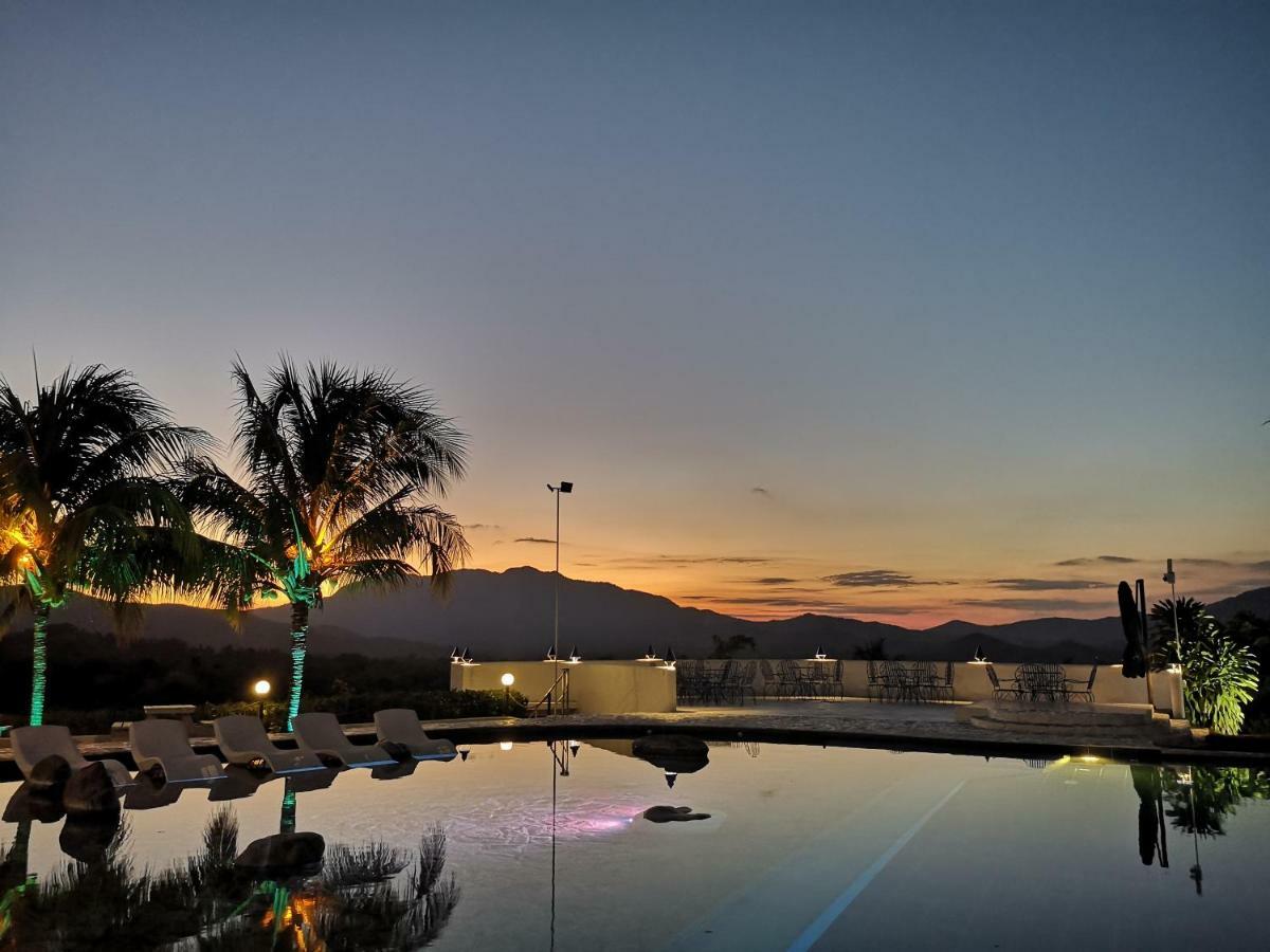 Ai World Park And Resorts Bacungan Dış mekan fotoğraf